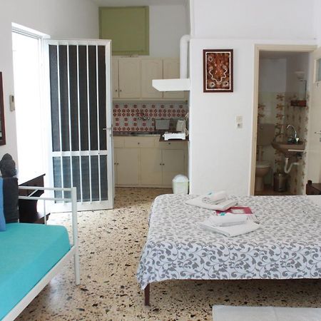 Aumkara Apartment Skala Eresou Ngoại thất bức ảnh